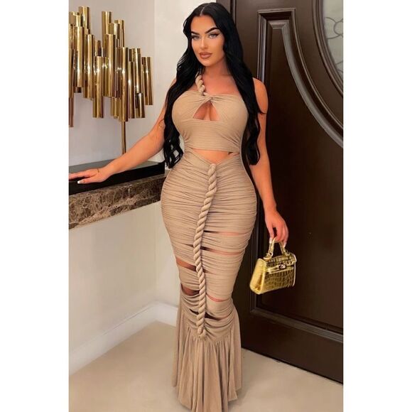 Cut-Out Dress Nude Color Size M Brand New - Picture 4 of 5